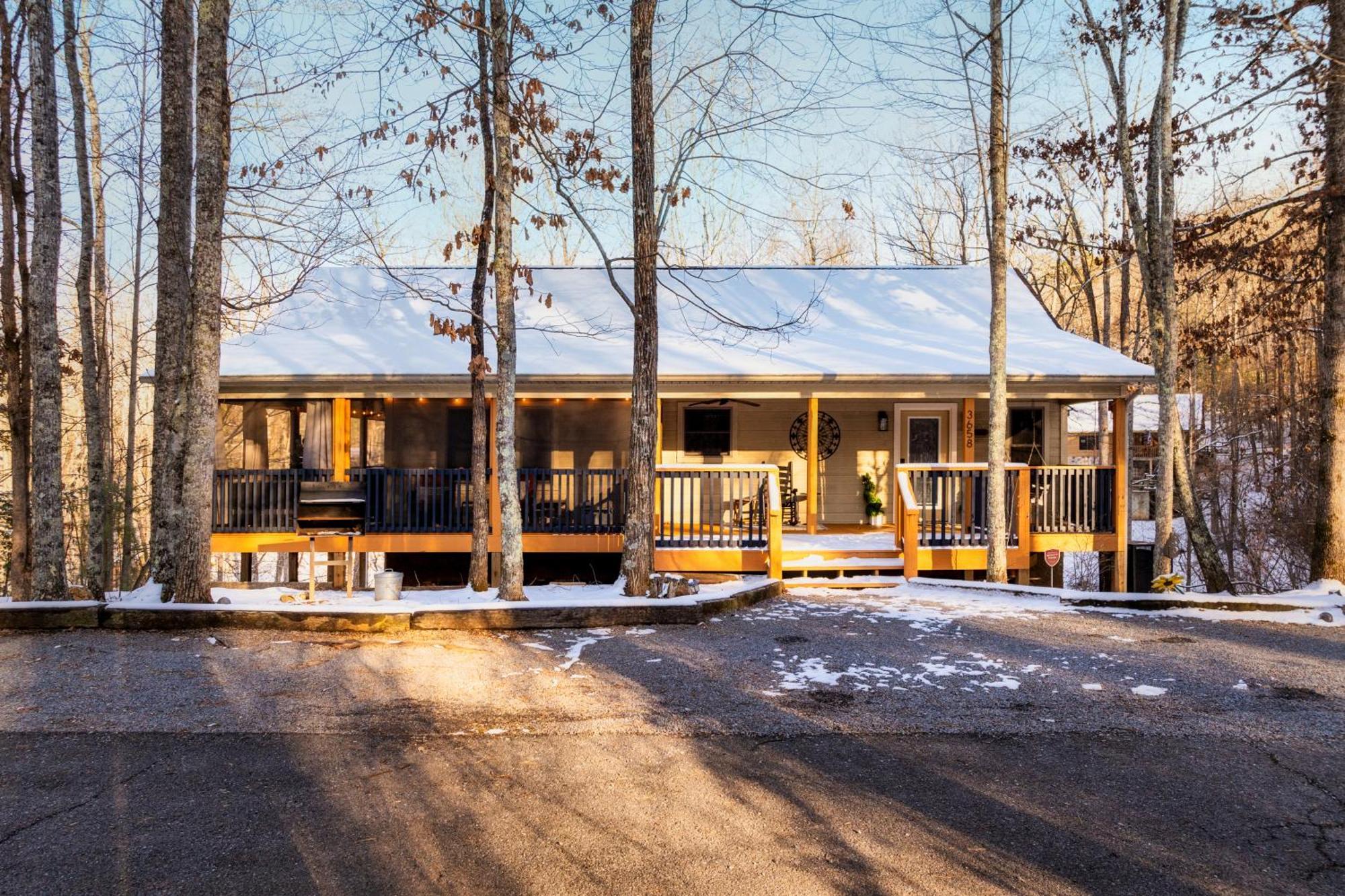 The Moondance Cabin By Lightfoot Stays Vacation Rentals Sevierville Zewnętrze zdjęcie